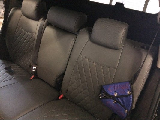 Авточехлы на Toyota Land Cruiser Prado 150