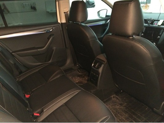 Каркасные авточехлы на Skoda Octavia A7 FL